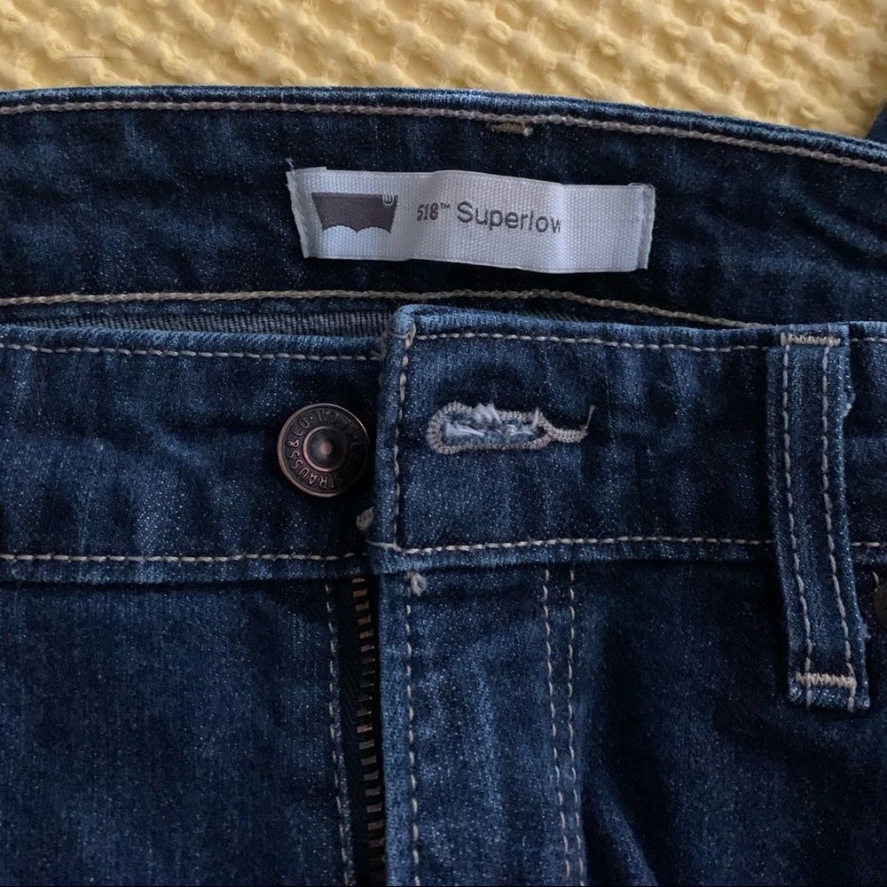 518 Super Low Levis
